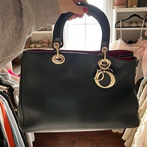 Christian Dior Diorissimo Tote Pebbled Leather in Medium.
